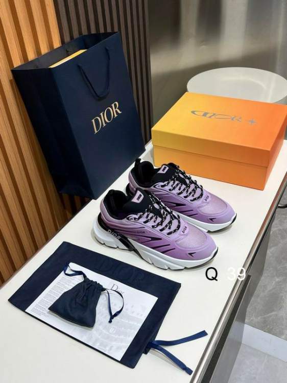 Picture of Dior Shoes _SKUDiorsz38-45FF09023911